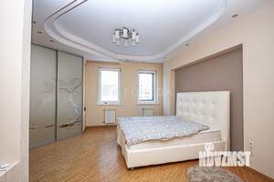 3-к квартира, на длительный срок, 130м2, 7/17 этаж