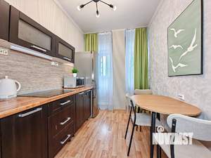 1-к квартира, посуточно, 44м2, 1/1 этаж