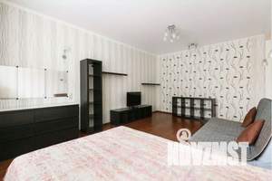 1-к квартира, посуточно, 42м2, 2/10 этаж