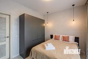 1-к квартира, посуточно, 35м2, 7/25 этаж