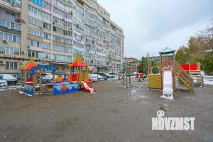 1-к квартира, посуточно, 49м2, 1/1 этаж