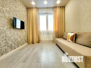 2-к квартира, посуточно, 42м2, 13/25 этаж