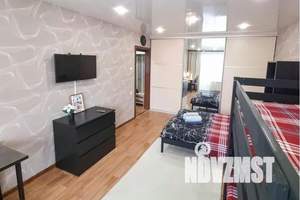 1-к квартира, посуточно, 37м2, 9/10 этаж