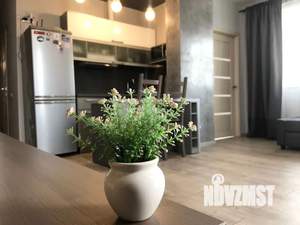 2-к квартира, посуточно, 45м2, 13/25 этаж