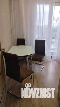 1-к квартира, посуточно, 35м2, 6/21 этаж