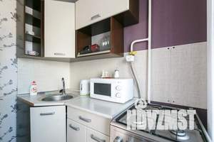 1-к квартира, посуточно, 38м2, 3/5 этаж