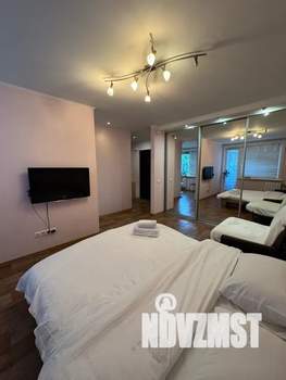 1-к квартира, посуточно, 30м2, 3/5 этаж