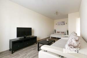 1-к квартира, посуточно, 42м2, 16/26 этаж