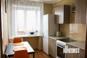 2-к квартира, посуточно, 45м2, 6/9 этаж