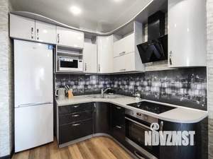 1-к квартира, посуточно, 41м2, 20/25 этаж