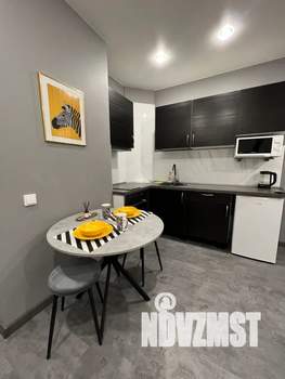 Студия квартира, посуточно, 30м2, 10/25 этаж