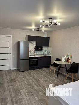 Студия квартира, на длительный срок, 38м2, 1/18 этаж