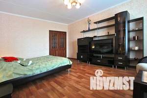 1-к квартира, посуточно, 50м2, 1/1 этаж