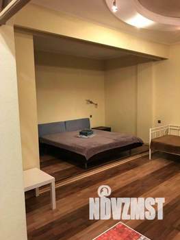 1-к квартира, посуточно, 60м2, 1/1 этаж