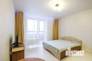 Студия квартира, посуточно, 30м2, 10/18 этаж