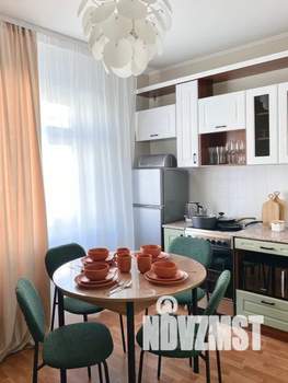 1-к квартира, посуточно, 37м2, 4/10 этаж