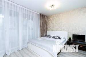 1-к квартира, посуточно, 35м2, 11/16 этаж