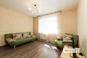 1-к квартира, посуточно, 44м2, 1/1 этаж