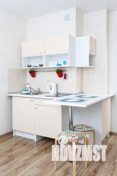 Студия квартира, посуточно, 30м2, 4/25 этаж