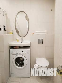 Студия квартира, посуточно, 30м2, 22/25 этаж