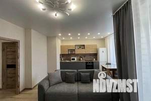 1-к квартира, посуточно, 37м2, 17/25 этаж