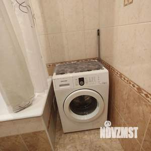 Студия квартира, на длительный срок, 32м2, 1/18 этаж