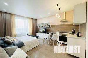 1-к квартира, посуточно, 35м2, 5/25 этаж