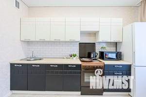2-к квартира, посуточно, 56м2, 13/25 этаж