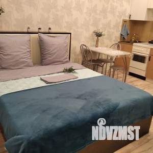 Студия квартира, посуточно, 30м2, 16/20 этаж