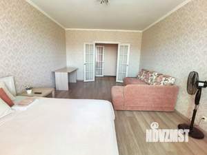 1-к квартира, посуточно, 45м2, 6/18 этаж