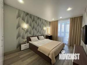 1-к квартира, посуточно, 43м2, 13/25 этаж