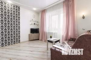 1-к квартира, посуточно, 52м2, 1/1 этаж