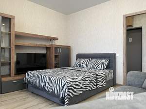 1-к квартира, посуточно, 37м2, 1/1 этаж