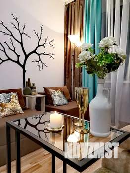 1-к квартира, посуточно, 38м2, 6/12 этаж