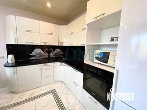 3-к квартира, на длительный срок, 95м2, 3/17 этаж