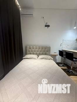 Студия квартира, посуточно, 27м2, 1/25 этаж