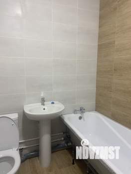 Студия квартира, на длительный срок, 30м2, 17/18 этаж