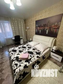 1-к квартира, посуточно, 40м2, 3/10 этаж
