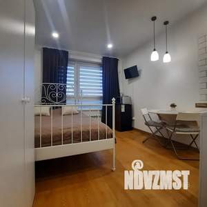 Студия квартира, посуточно, 18м2, 1/18 этаж