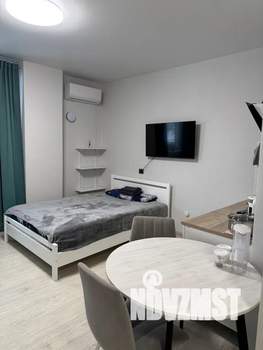 Студия квартира, посуточно, 22м2, 3/17 этаж