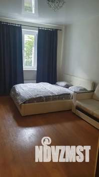 1-к квартира, посуточно, 45м2, 2/25 этаж
