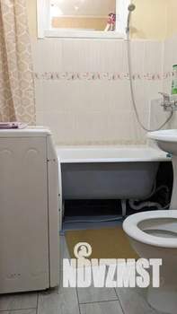 1-к квартира, посуточно, 30м2, 1/2 этаж