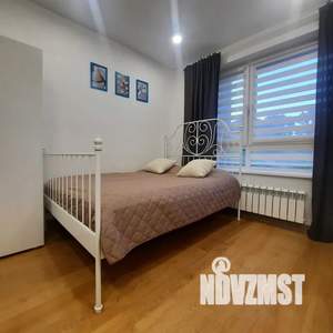 Студия квартира, посуточно, 18м2, 1/18 этаж