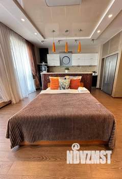 1-к квартира, посуточно, 43м2, 1/1 этаж