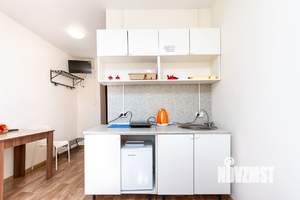 Студия квартира, посуточно, 20м2, 1/5 этаж