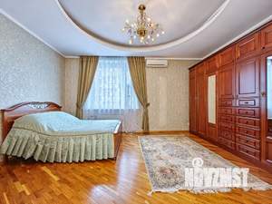 3-к квартира, посуточно, 150м2, 3/4 этаж