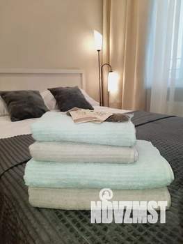 1-к квартира, посуточно, 35м2, 15/23 этаж