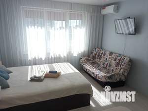 Студия квартира, посуточно, 30м2, 8/17 этаж