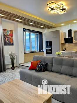 Студия квартира, посуточно, 41м2, 11/16 этаж