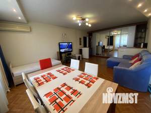 3-к квартира, посуточно, 88м2, 1/1 этаж